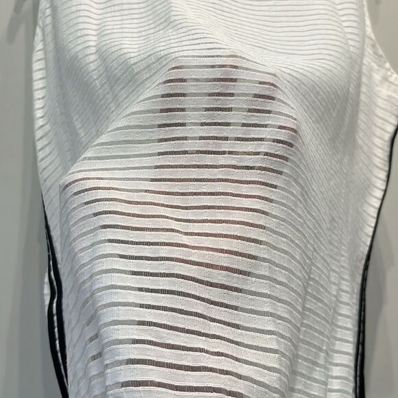 Tommy Hilfiger blouse   - Picture 7 of 9